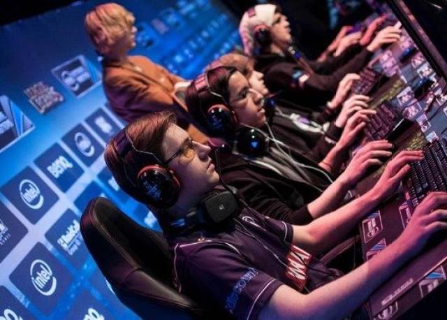 在连续取胜 在连续取胜