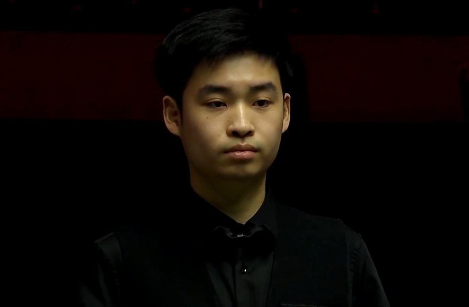 场比赛脱颖 场比赛脱颖